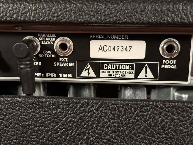 Fender '65 Twin Reverb Reissue 85-Watt 2x12" Guitar Combo 2004 - Black – image 5