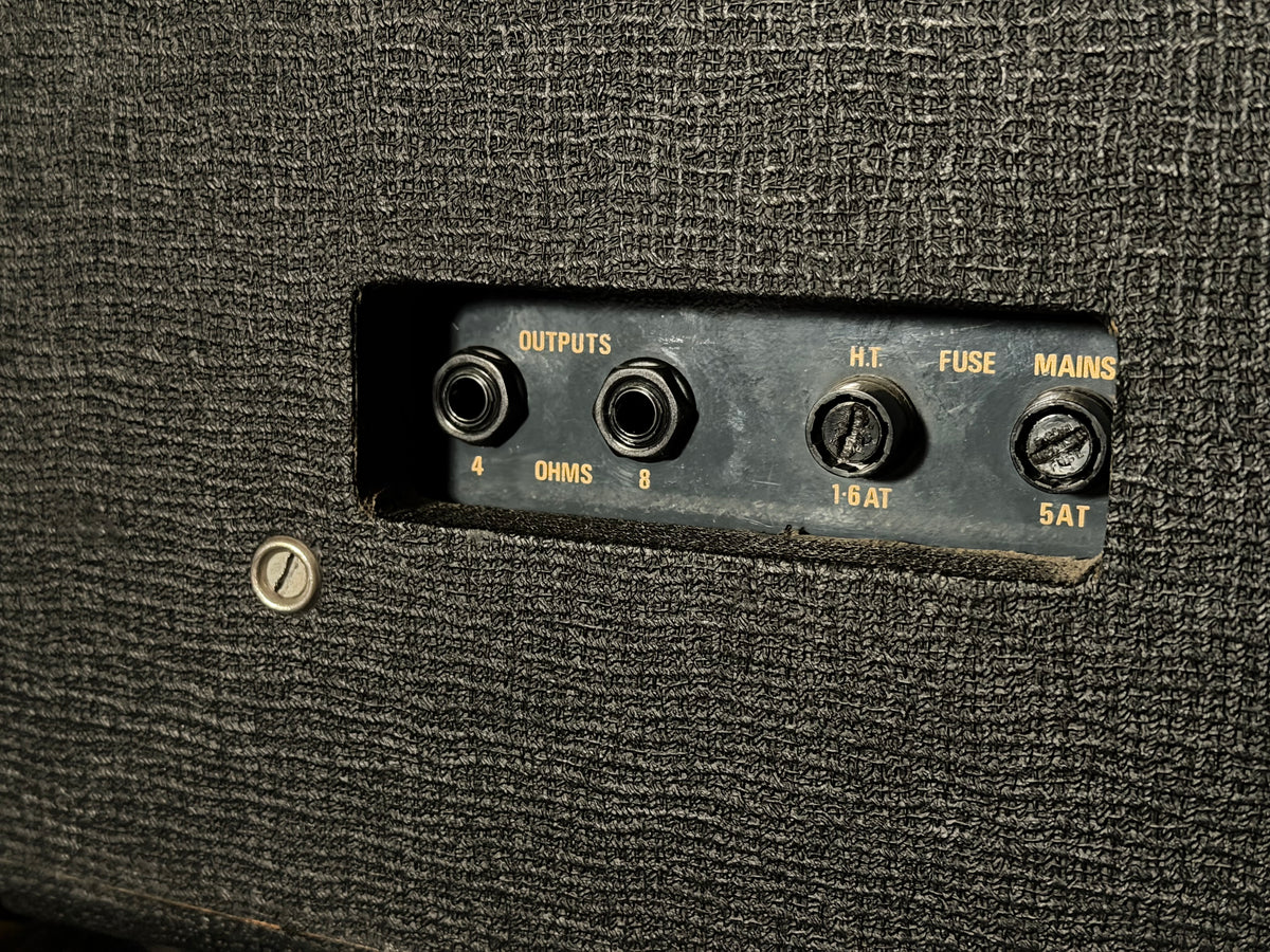Vox V125 Bass 125-Watt 1x15" Piggyback Bass Amp 1981 - 1983 - Black – image 6