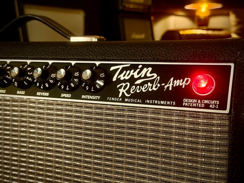 Fender '65 Twin Reverb Reissue 85-Watt 2x12" Guitar Combo 2004 - Black – image 11