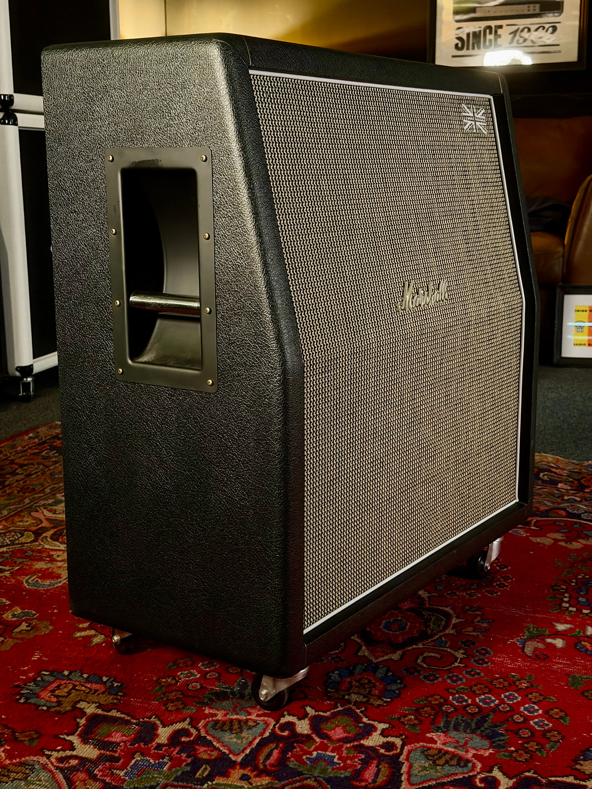 Marshall 1960AHW Handwired 120-Watt 4x12" Angled Guitar Speaker Cabinet 2009 - Black – image 4