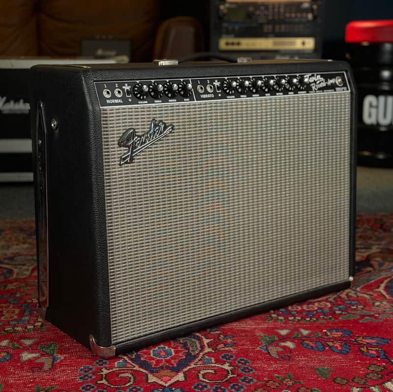 Fender '65 Twin Reverb Reissue 85-Watt 2x12" Guitar Combo 2004 - Black – image 2