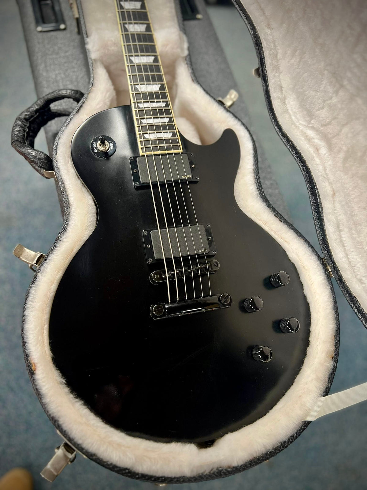 Gibson Les Paul Studio - Guitar of the week #20 Limited Run 2007 - Ebony - EMG's – image 4