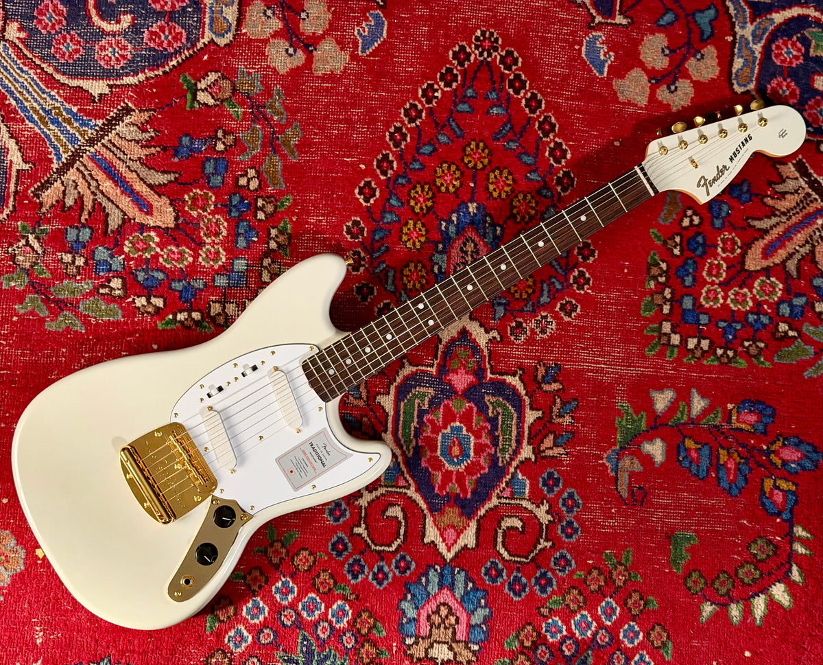 Fender MIJ Traditional '60s Mustang 2025 Collection - White Pearl – image 4