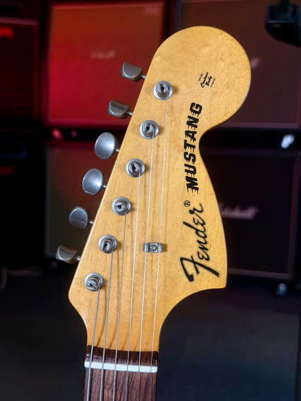 Fender Kurt Cobain Mustang 2012 - Sonic Blue – image 6